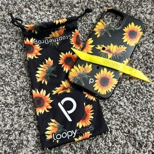 Loopy Original - iPhone 13 (6.1" Screen)
Sunflowers | Matte Edition / Righty